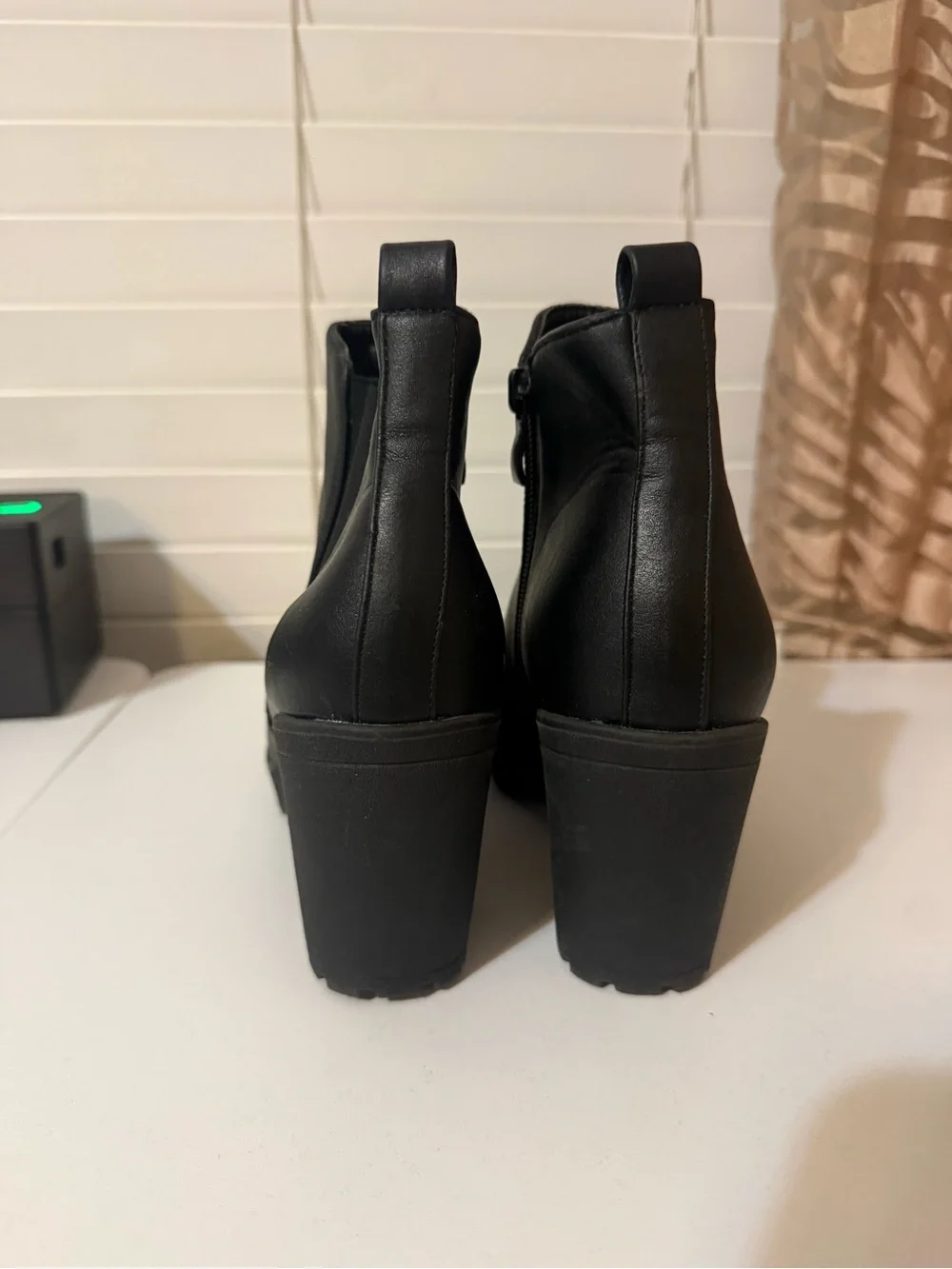 TOP Moda Black Chunky Heel Chelsea Ankle Boots